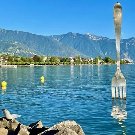 Vevey Lake Room Couette-café